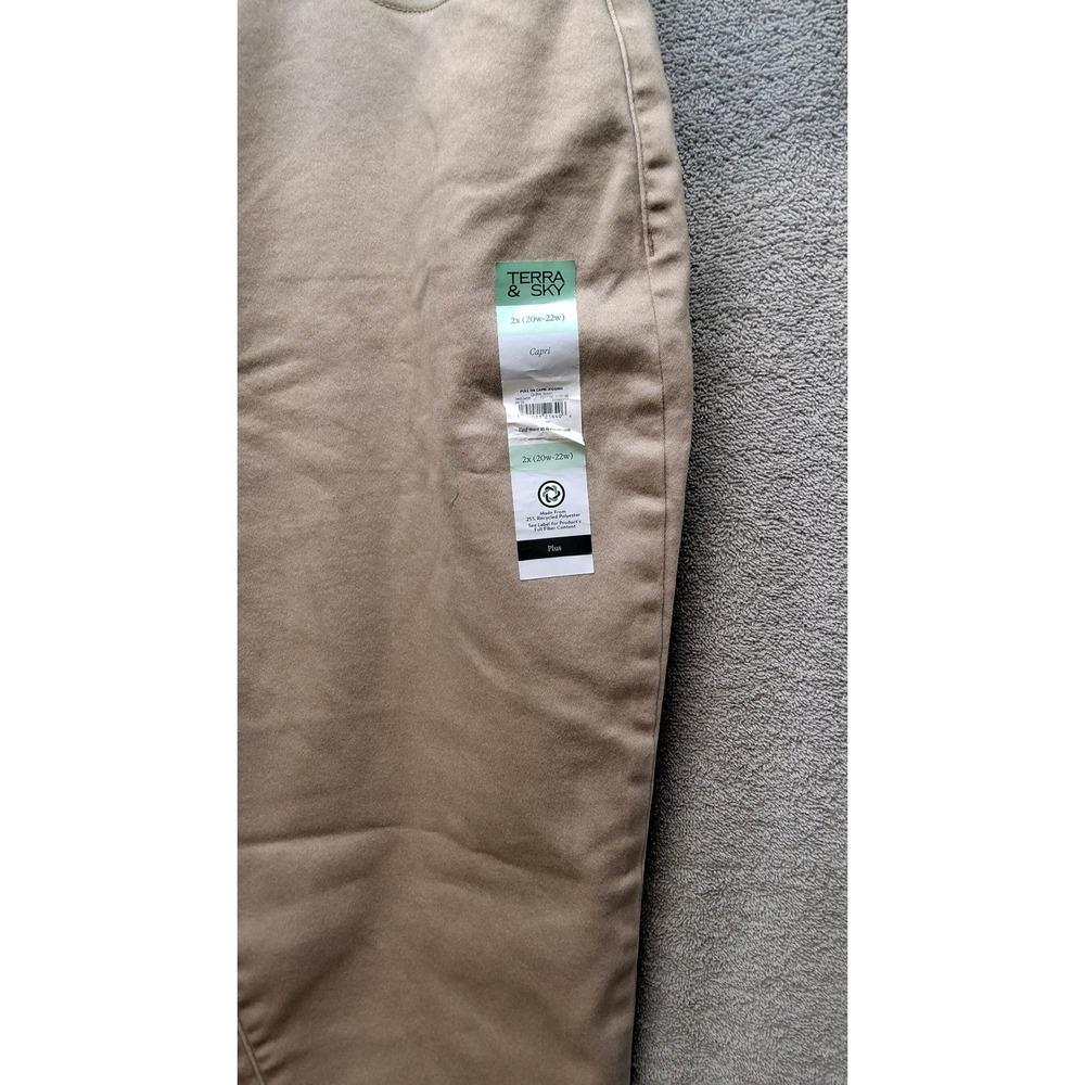 Terra & Sky Womens 2X 20W-22W Khaki Tan Pull On Capri Jeggings Plus Size New(B8) - Picture 2 of 4